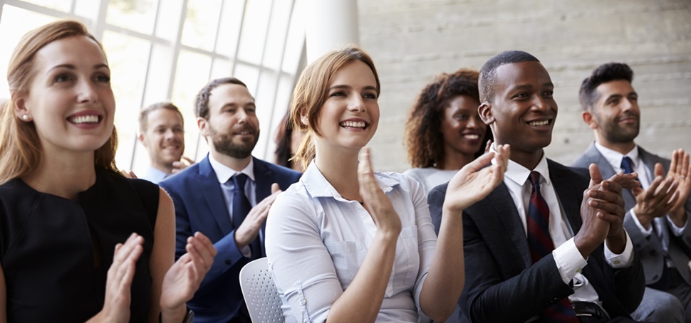 businesspeople-clapping