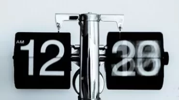 How to set realistic deadlines at work and meet them