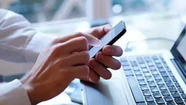 9 ways to achieve positive employer branding through social media